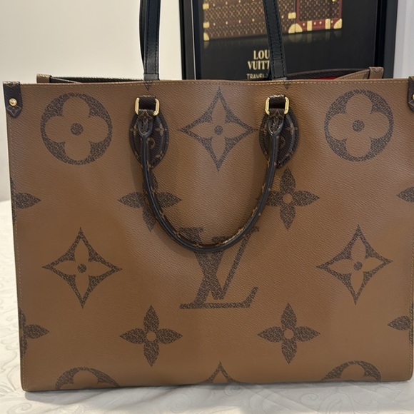 EUC Louis Vuitton On the Go GM Reverse Monogram - Picture 4 of 14